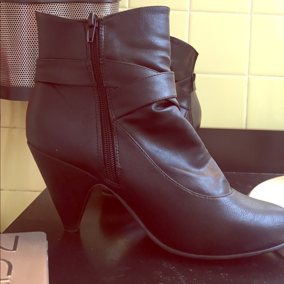 Booties! - Picture 2 of 2