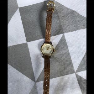 Timex gold ladies watch leather band Timex gold ladies watch leather band