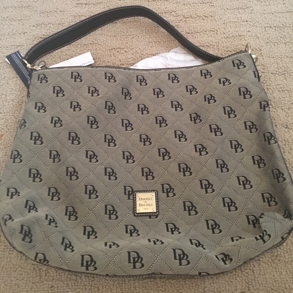 Dooney & Bourke Purse.