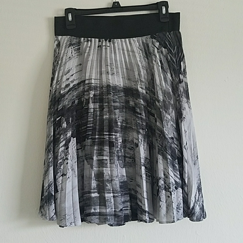 Office skirt