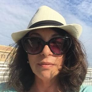 Meet your Posher, Diana