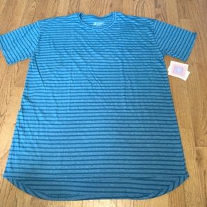 PRICE FIRM LuLaRoe Patrick tee