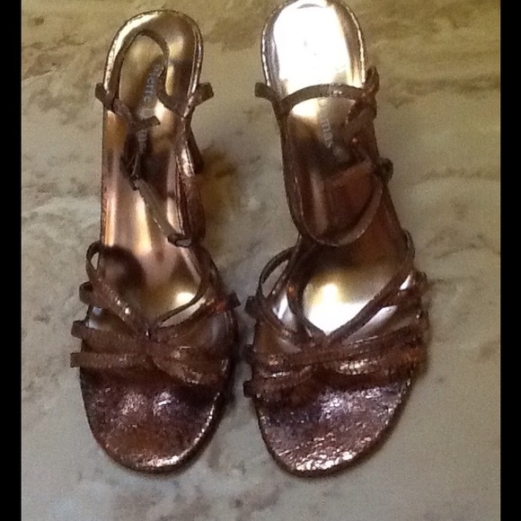 🚫DONATED🚫 PIERRE DUMAS Copper Metallic Heels - Picture 2 of 4