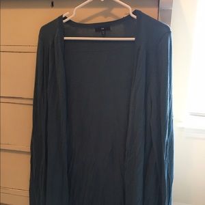 4 cardigans with buttons