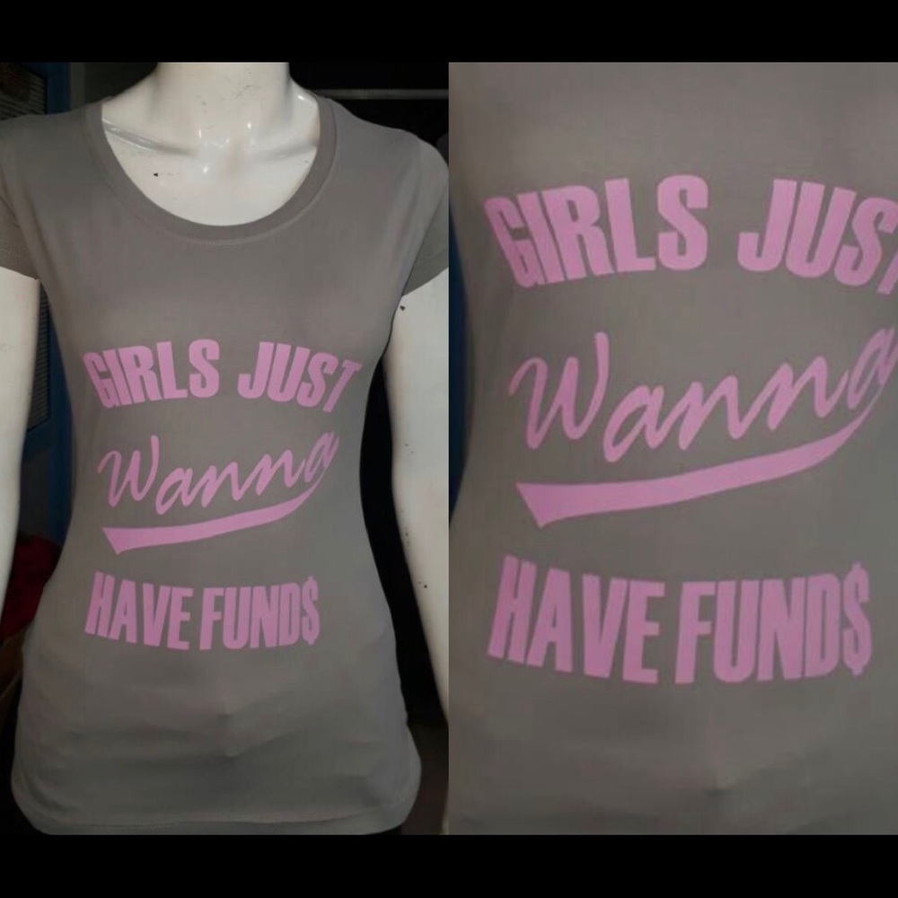 Women's graphic tee NWT