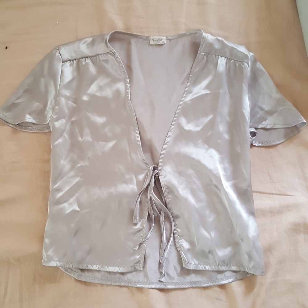 Brandy Melville Leesa Silky Top