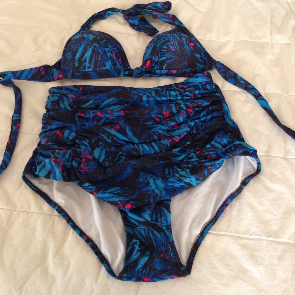 Cupshe High-Waist Bikini