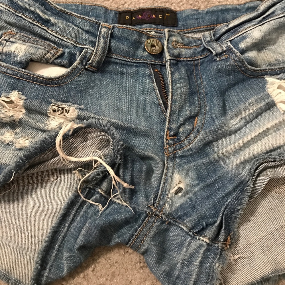 Shorts - Picture 2 of 3