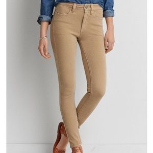 Beige American Eagle Jeggings