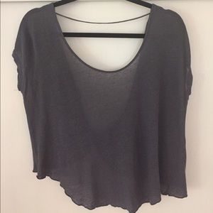Backless tee