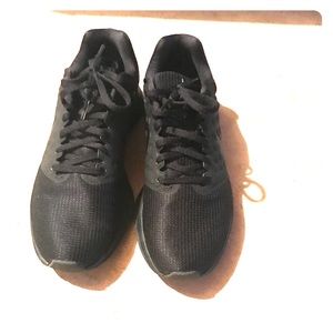 BRAND NEW Nike Downshifter 7