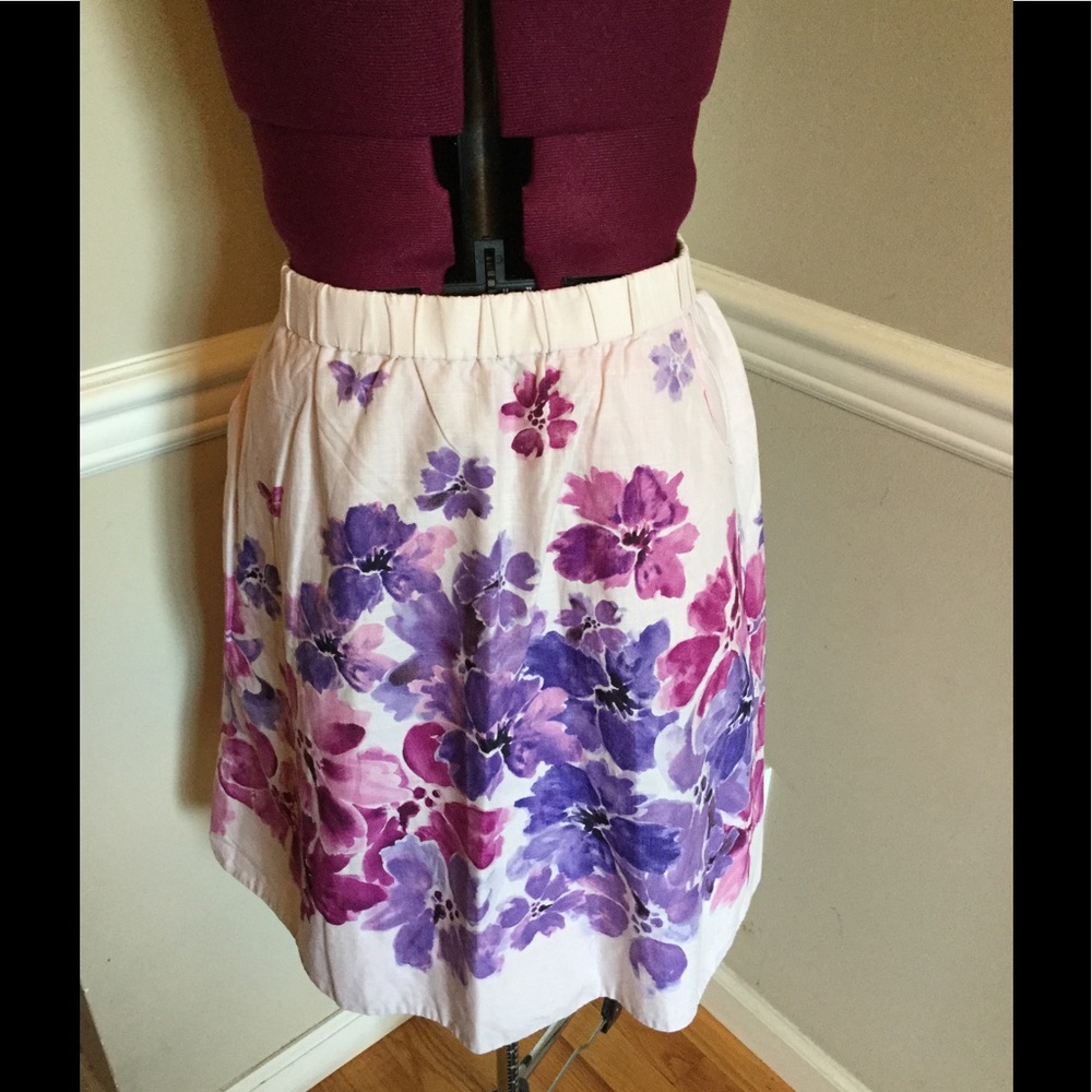 ✨Anthropologie Cotton Floral Skirt✨SOLD IN BUNDLE - Picture 1 of 8