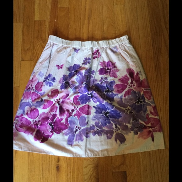 ✨Anthropologie Cotton Floral Skirt✨SOLD IN BUNDLE - Picture 4 of 8