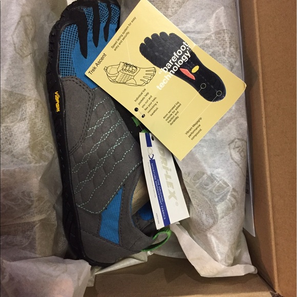 Vibram Five Fingers Women's Trek Ascent size 8 - Picture 2 of 2