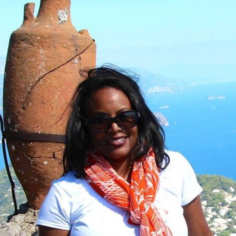 Meet your Posher, Jennifer