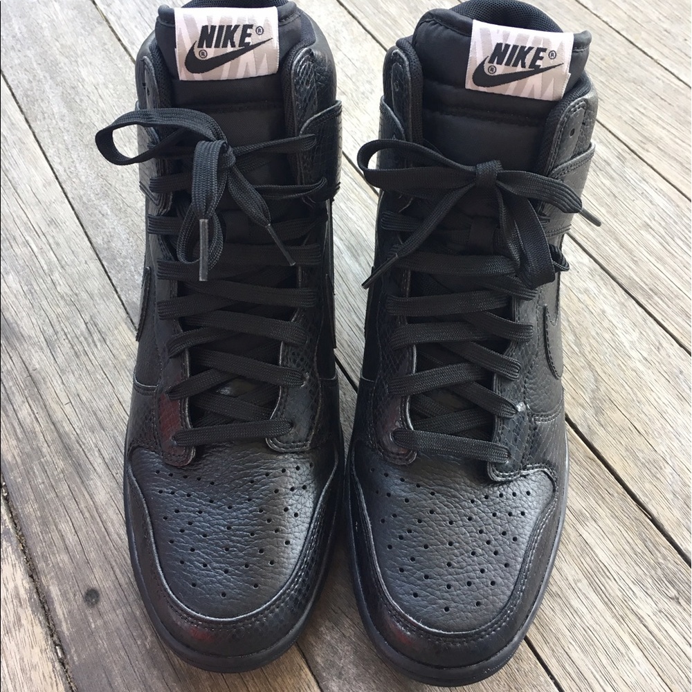 Nike Dunk Sky Hi - Black Snake Print