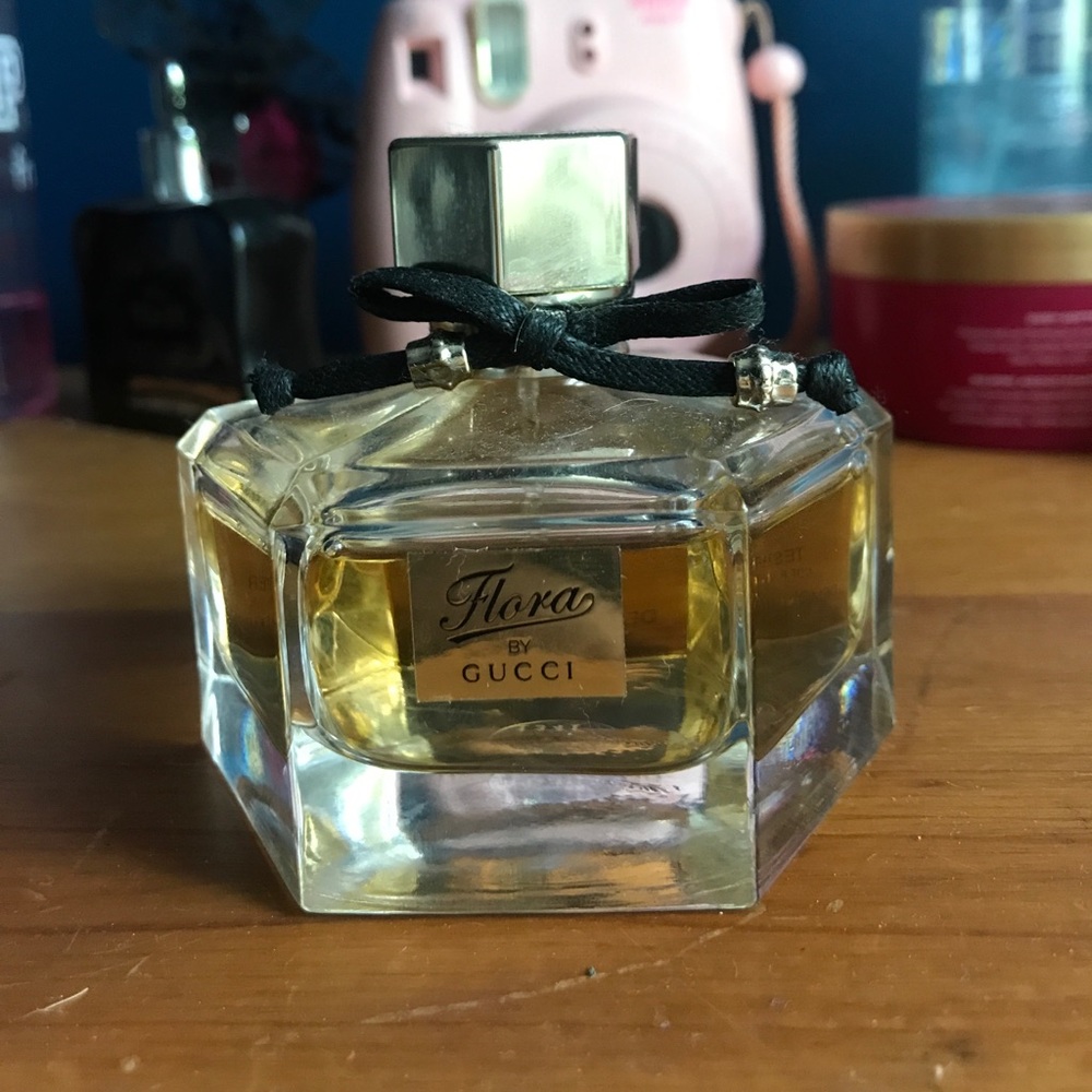 Flora by Gucci perfume