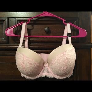 Victoria Secret Bra 34DDD