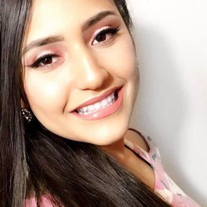 Meet your Posher, Dania