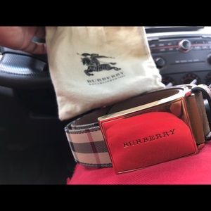 Burberry belt