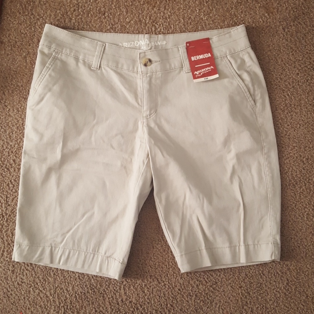 NWT Arizona Jean Co. Bermuda Shorts, 11 Jr