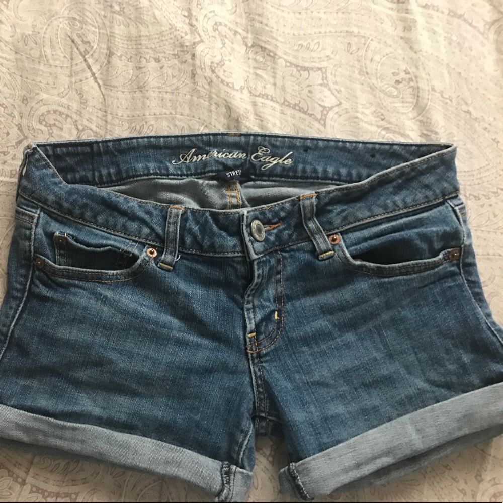 American Eagle Favorite Boyfriend shorts