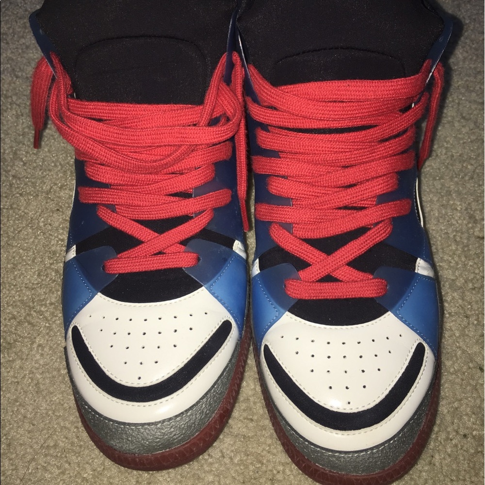 Men's sneakers