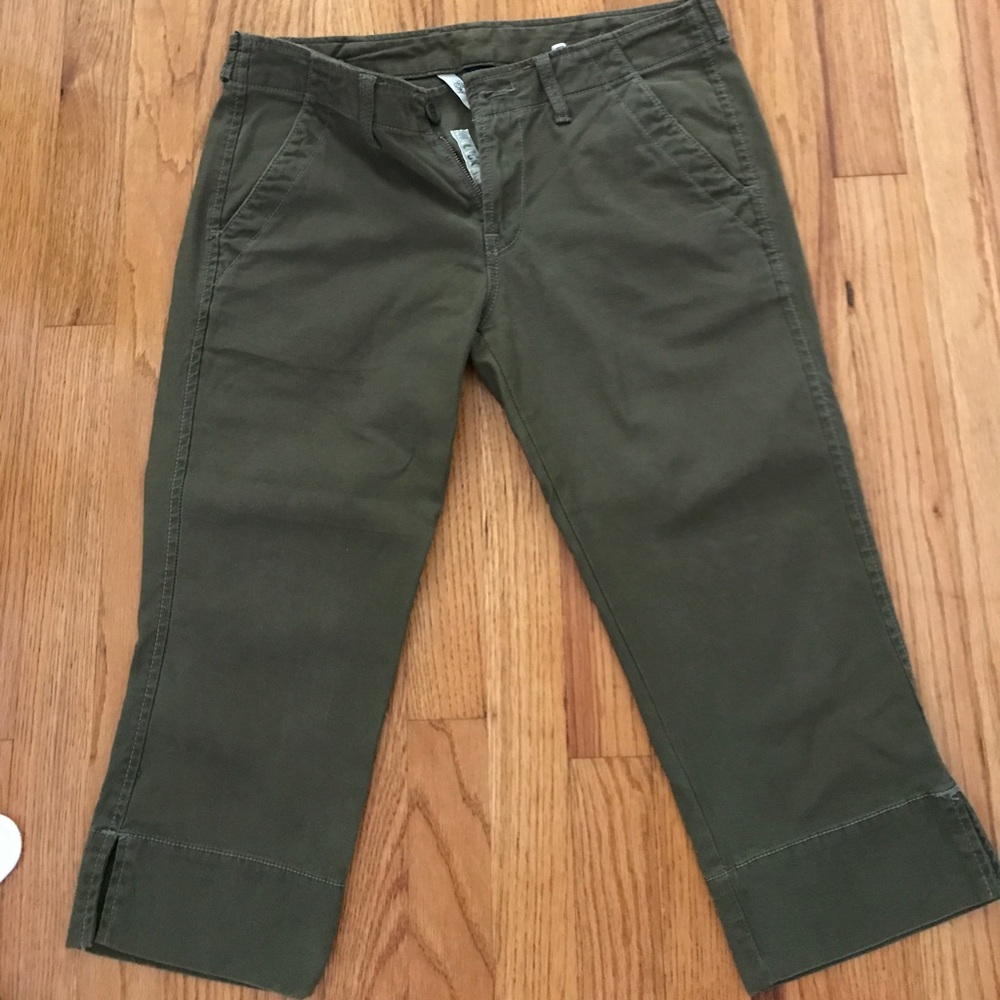 Lucky Brand green Capri pants