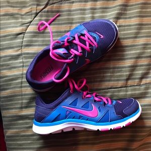 Nike Fitsole Athletic Shoes