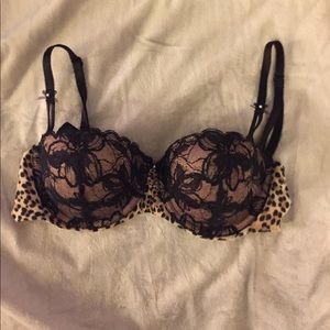Victoria's Secret Bra sz 34C Balconet with lace