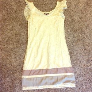 American Eagle Creme Lace Dress