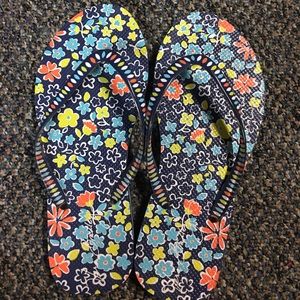 Vera Bradley Chandelier Floral flip flops