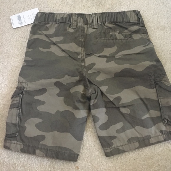 Baby boy camo shorts - Picture 2 of 2