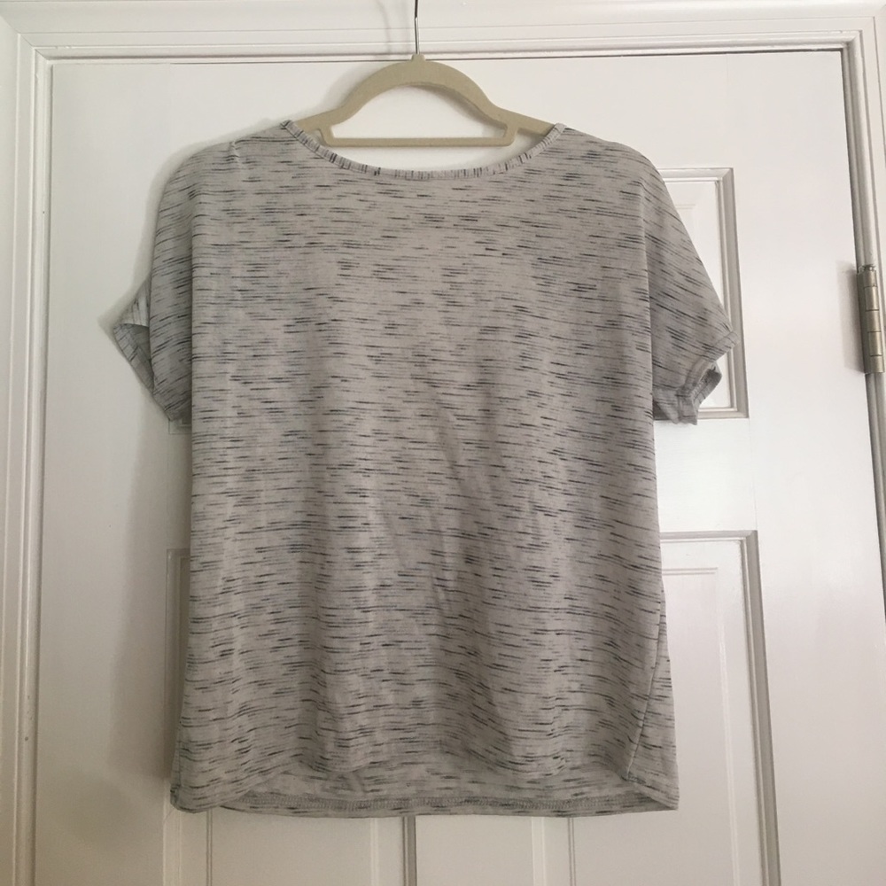 Never worn!!! Grey shirt open back