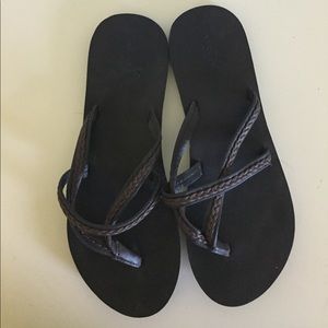 AEO Dark Brown Sandals