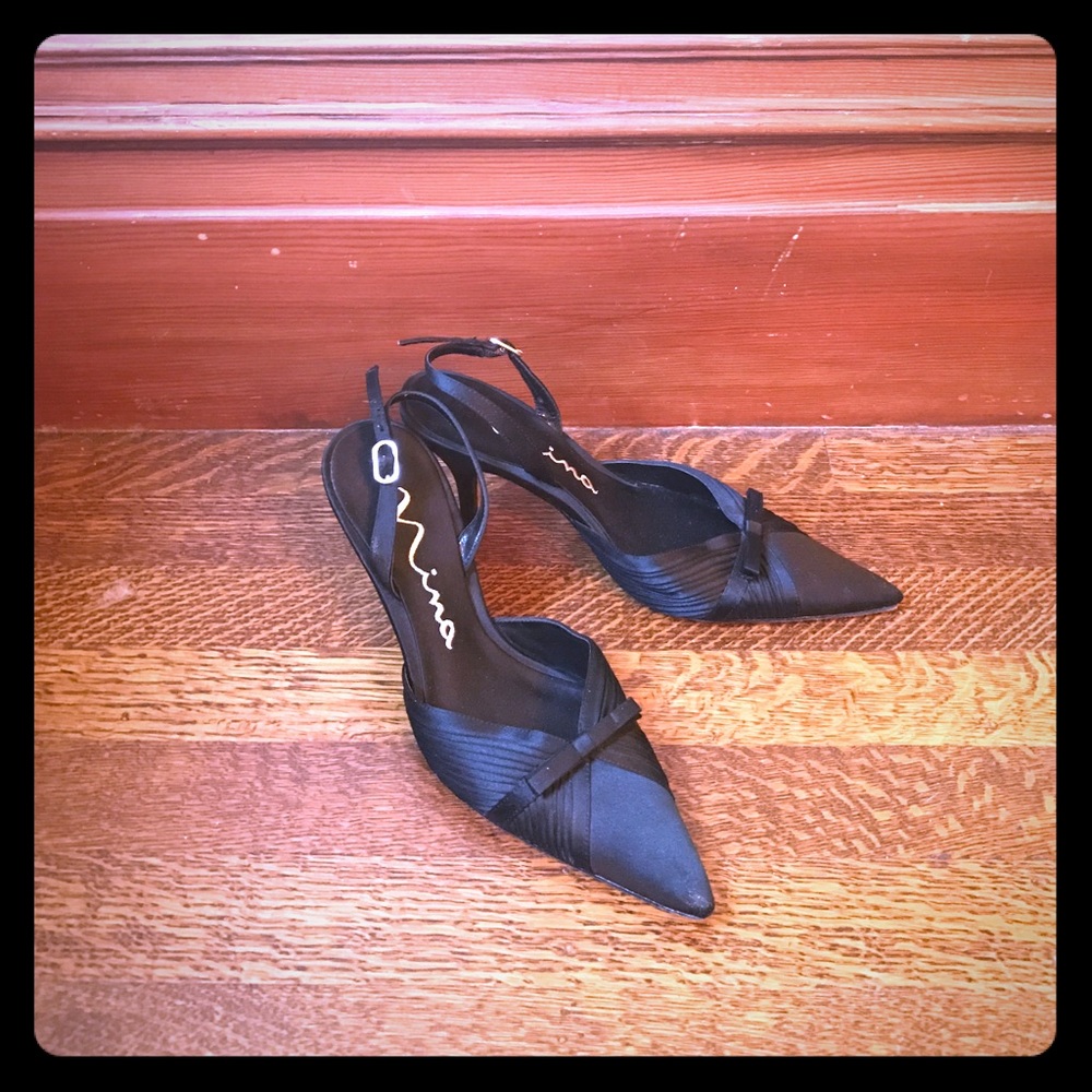 Black pointy satin Nina heels size 6