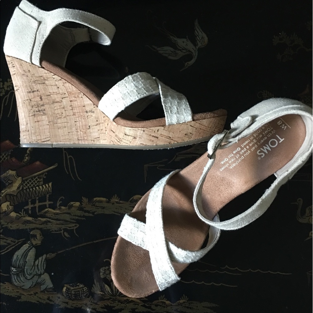 Tom's Strappy Natural Woven size 8 w/cork wedge