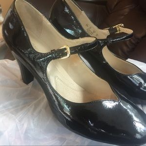 Naturalizer Pumps black patent leather 8 wide