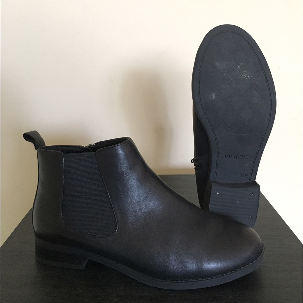 Leather Chelsea Boots by Vionic in great condition
