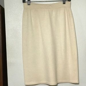 St. John Basics size 4