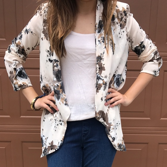 ASTR Floral Front Drape Jacket - Picture 1 of 2