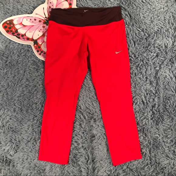 Nike Pants - Nike Women's Dri-Fit Epic Run Capri Pants