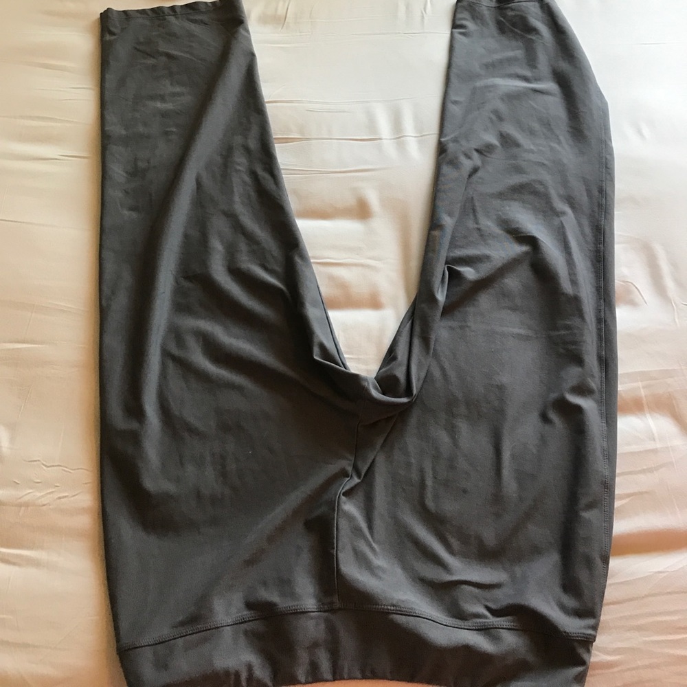 Nike long gray workout pants - Picture 4 of 4