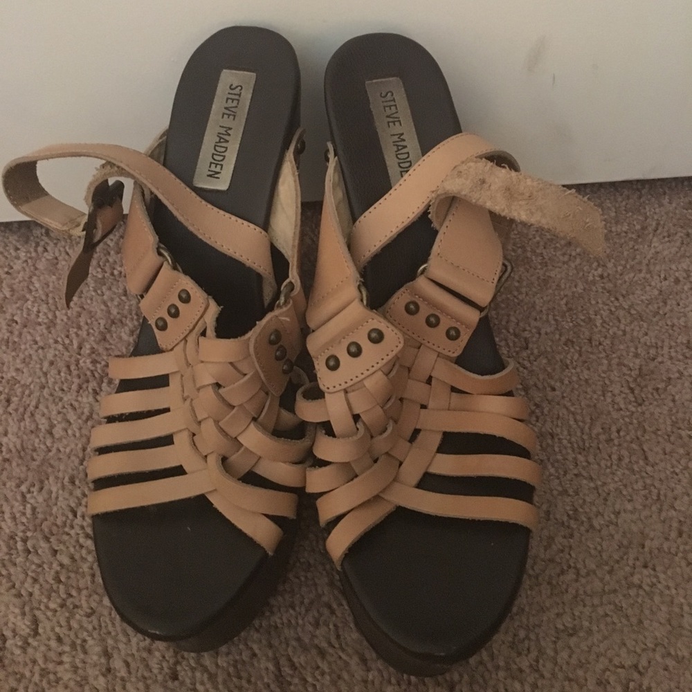 Steve Madden wedges