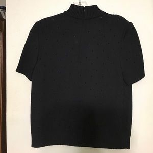 St. John knit sweater size 4
