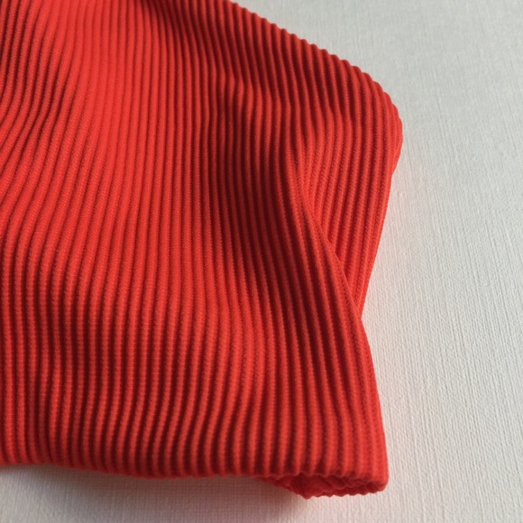 Beach Riot SOLD S halter bikini top - Picture 5 of 6