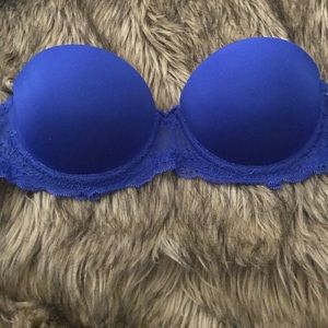 Strapless royal blue bra