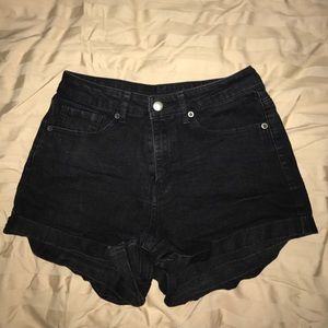 Forever 21 black high waisted shorts