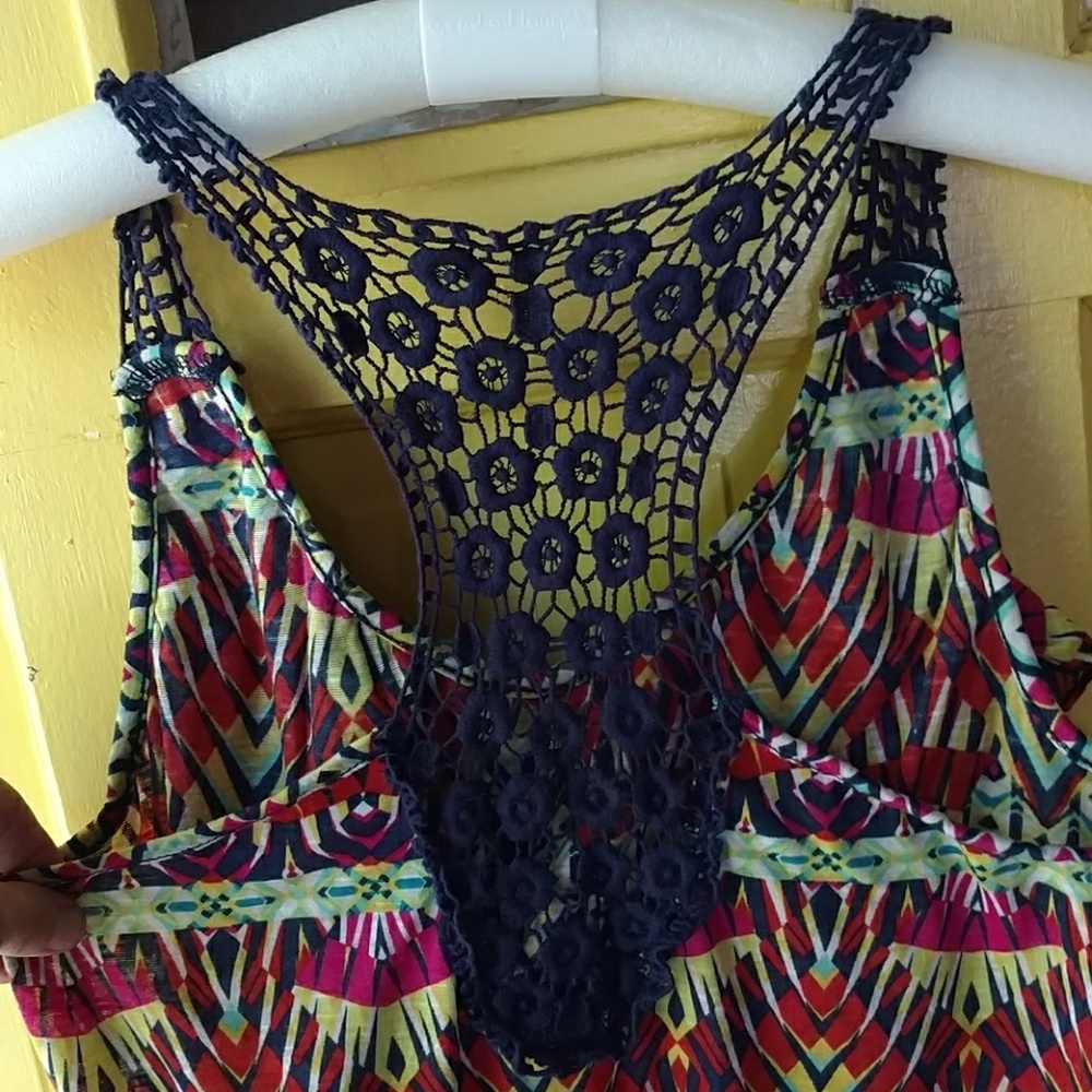 Tank top - Picture 3 of 3