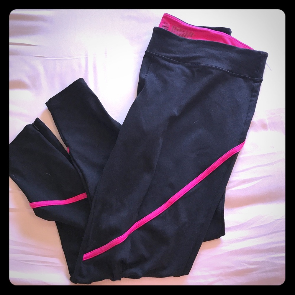 Black and Pink Victoria's Secret Sport Leggings